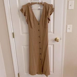 Beige/brown midis dress with peep hole back